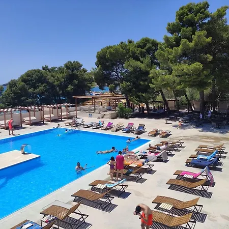 ホリデーパーク K9 Mobile Camp Imperial *