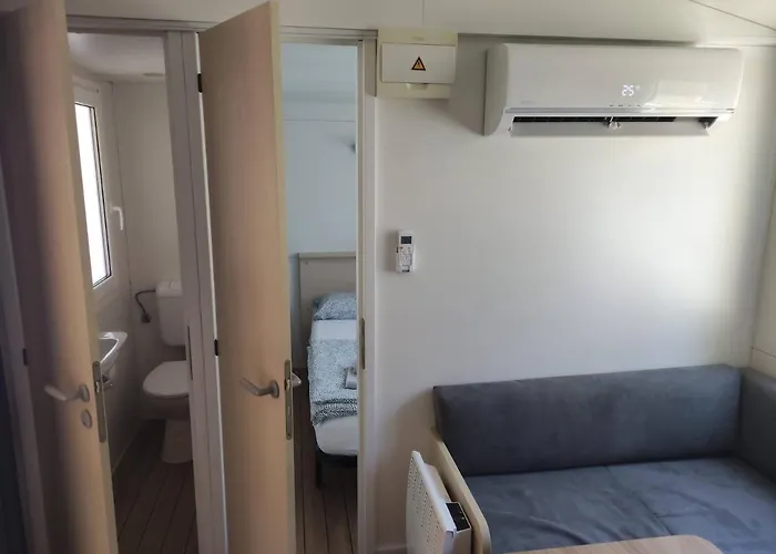 K9 Mobile Camp Imperial Vakantiepark Vodice