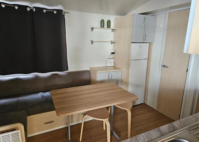 K9 Mobile Camp Imperial Vakantiepark Vodice