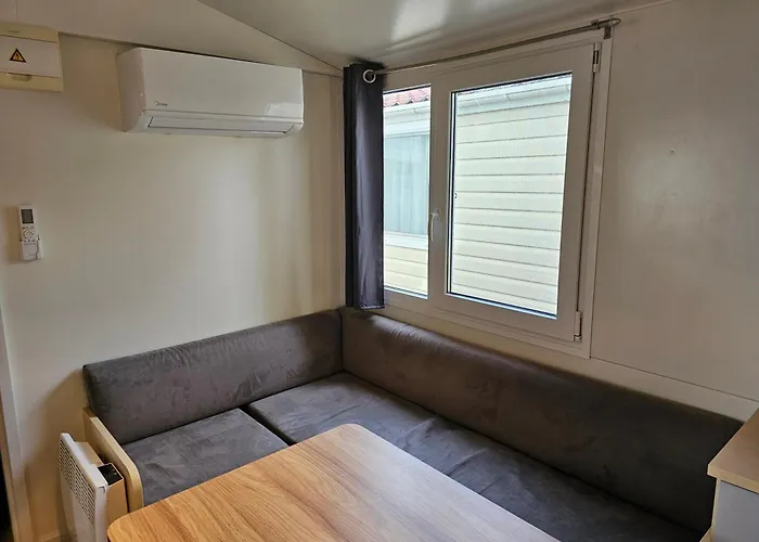 K9 Mobile Camp Imperial База отдыха Водице